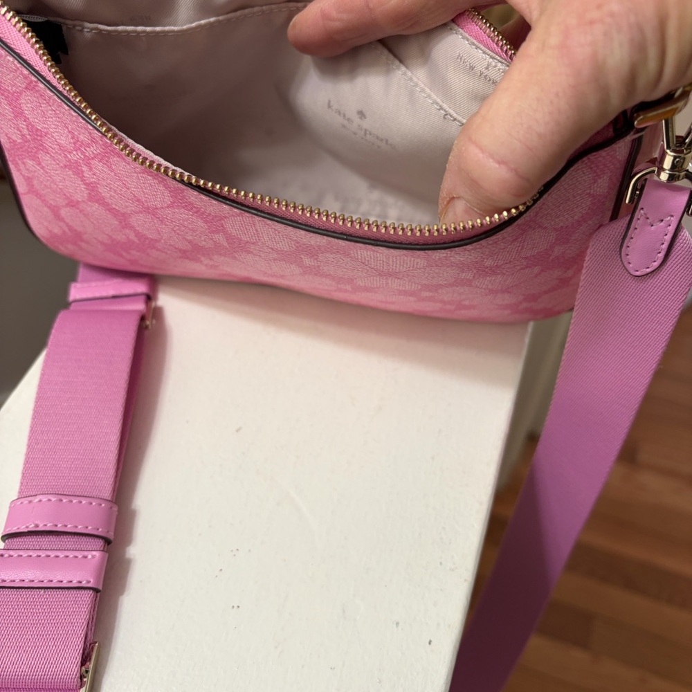 Kate Spade pink floral bag. - Picture 3 of 4